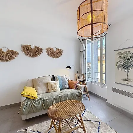 Apartment T2 Lumineux Sur Le Vieux Port, - Fr-1-770-11 *